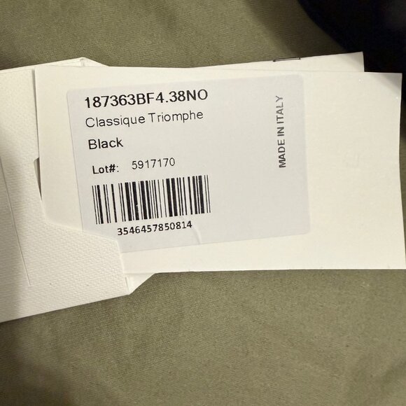 Celine - Picture 5 of 5